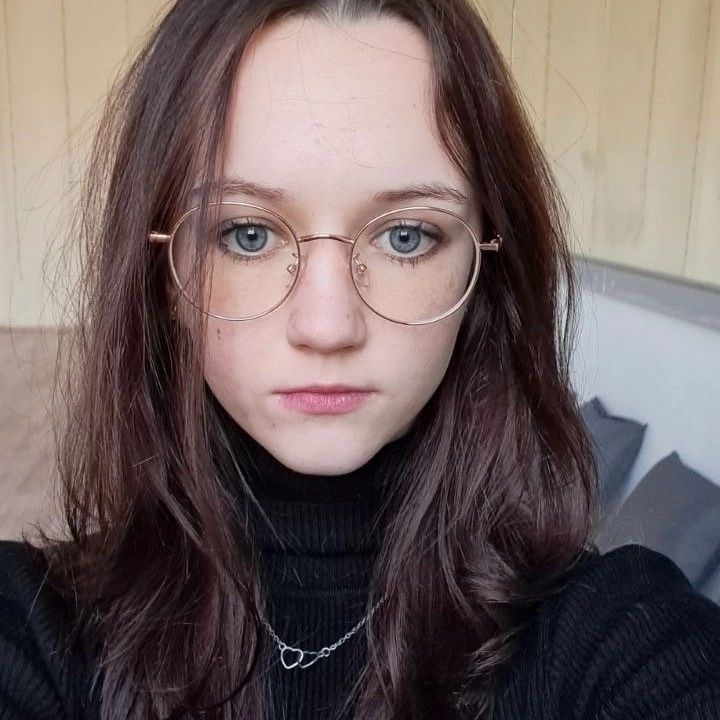 Владлена Козлова | Сетка — социальная сеть от hh.ru