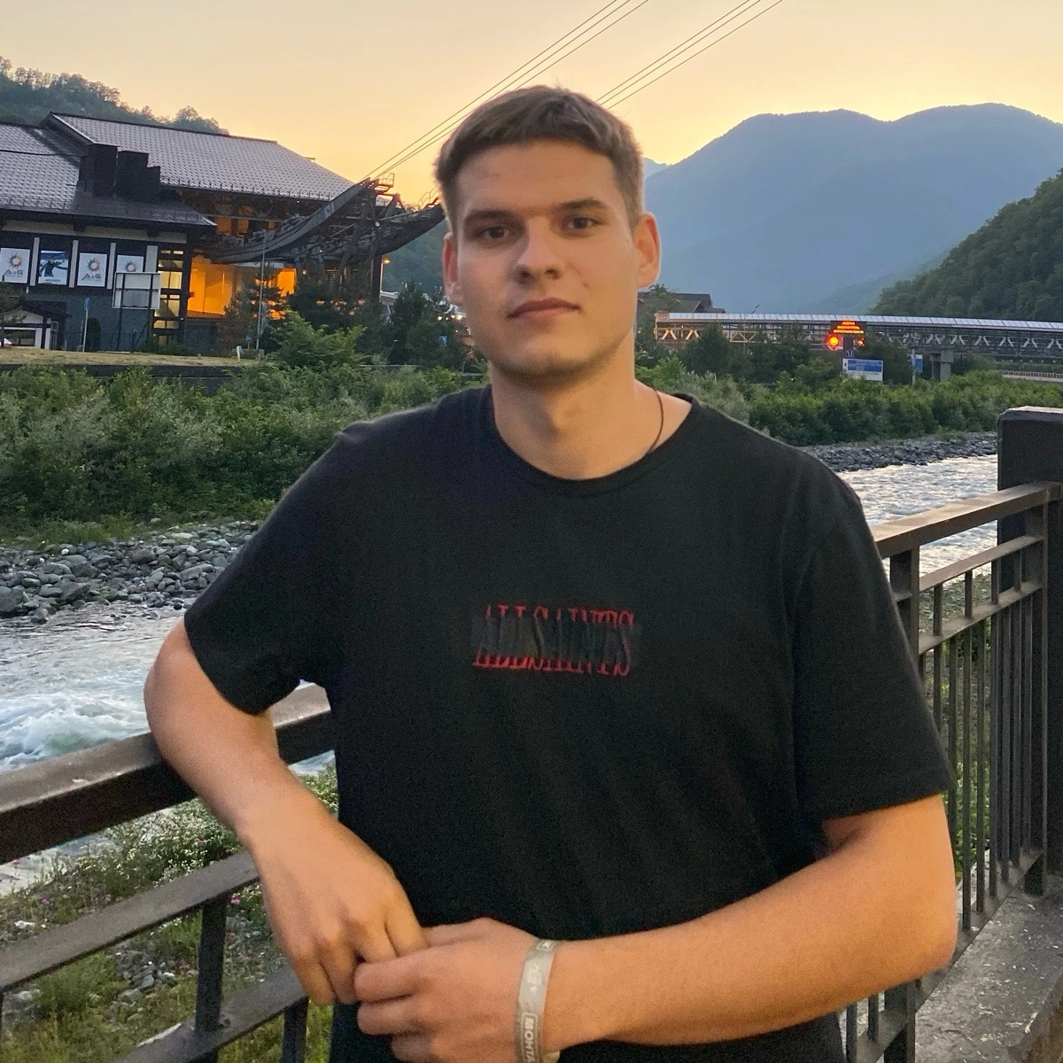 Максим Серебряков