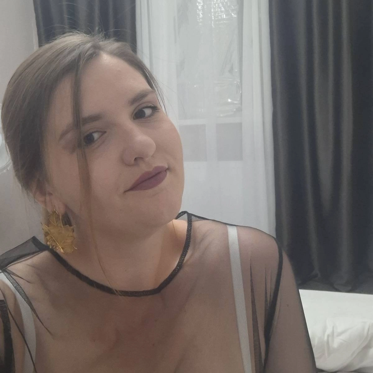 Анна Кав