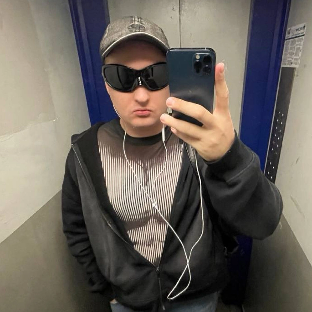 Александр Калашников