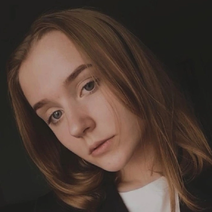 Анна Чекалина