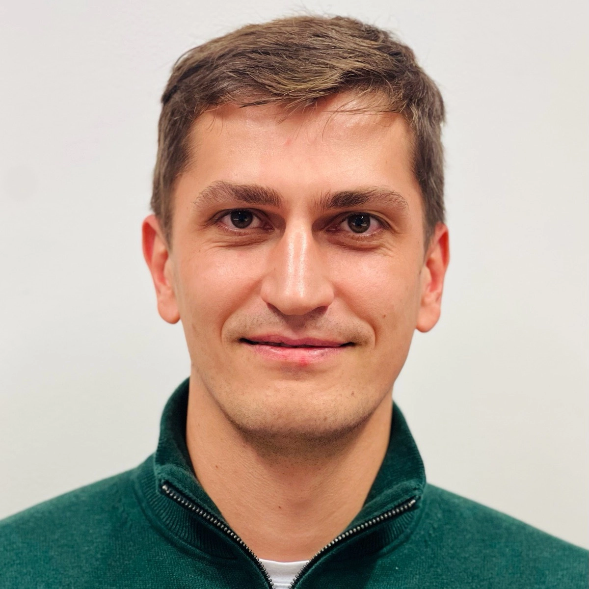 Mikhail Chernov | Сетка — социальная сеть от hh.ru