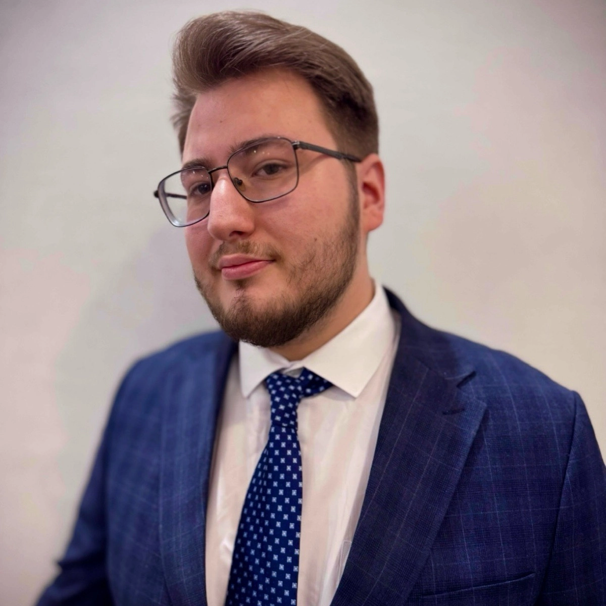 Азам Ахтамов