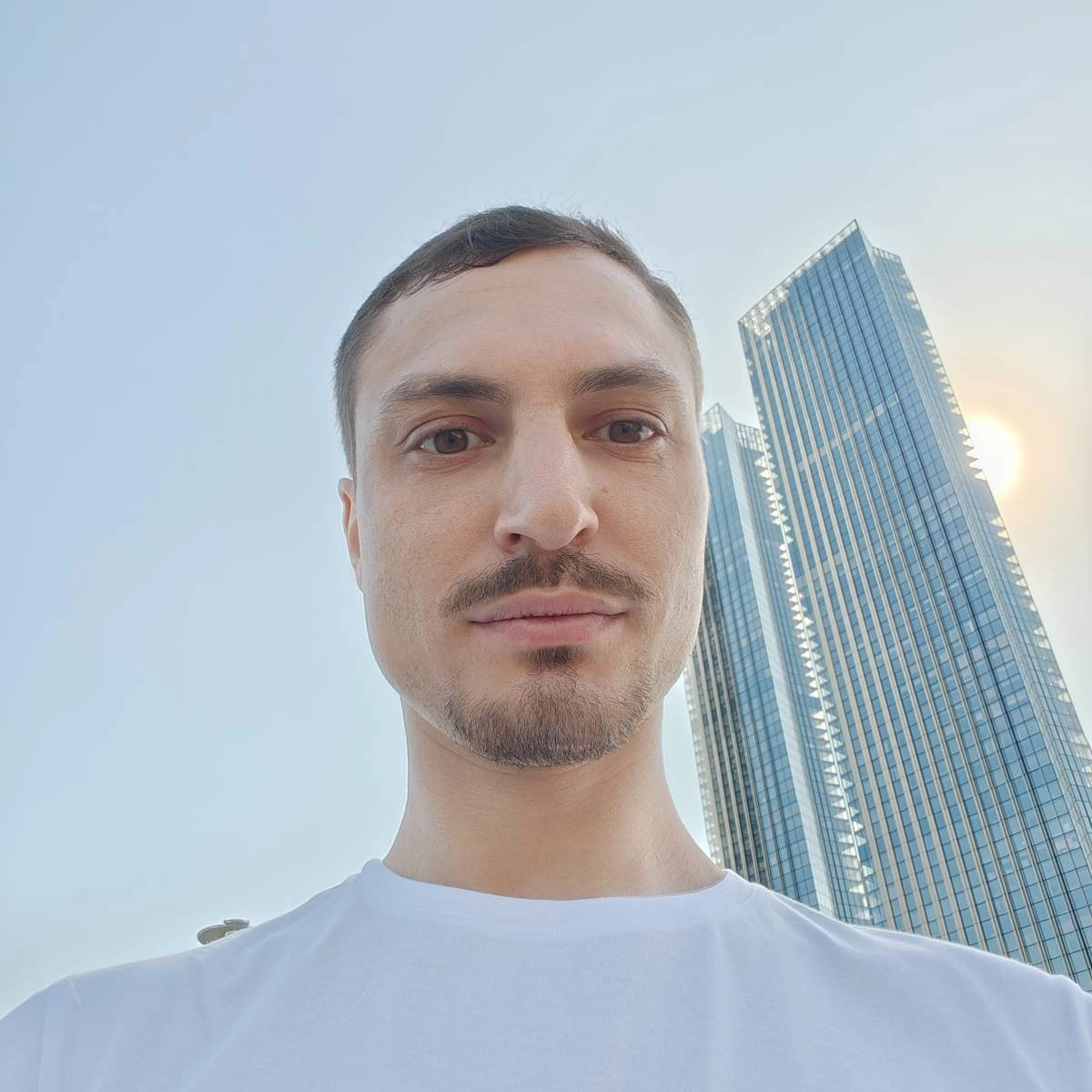 Антон Батура