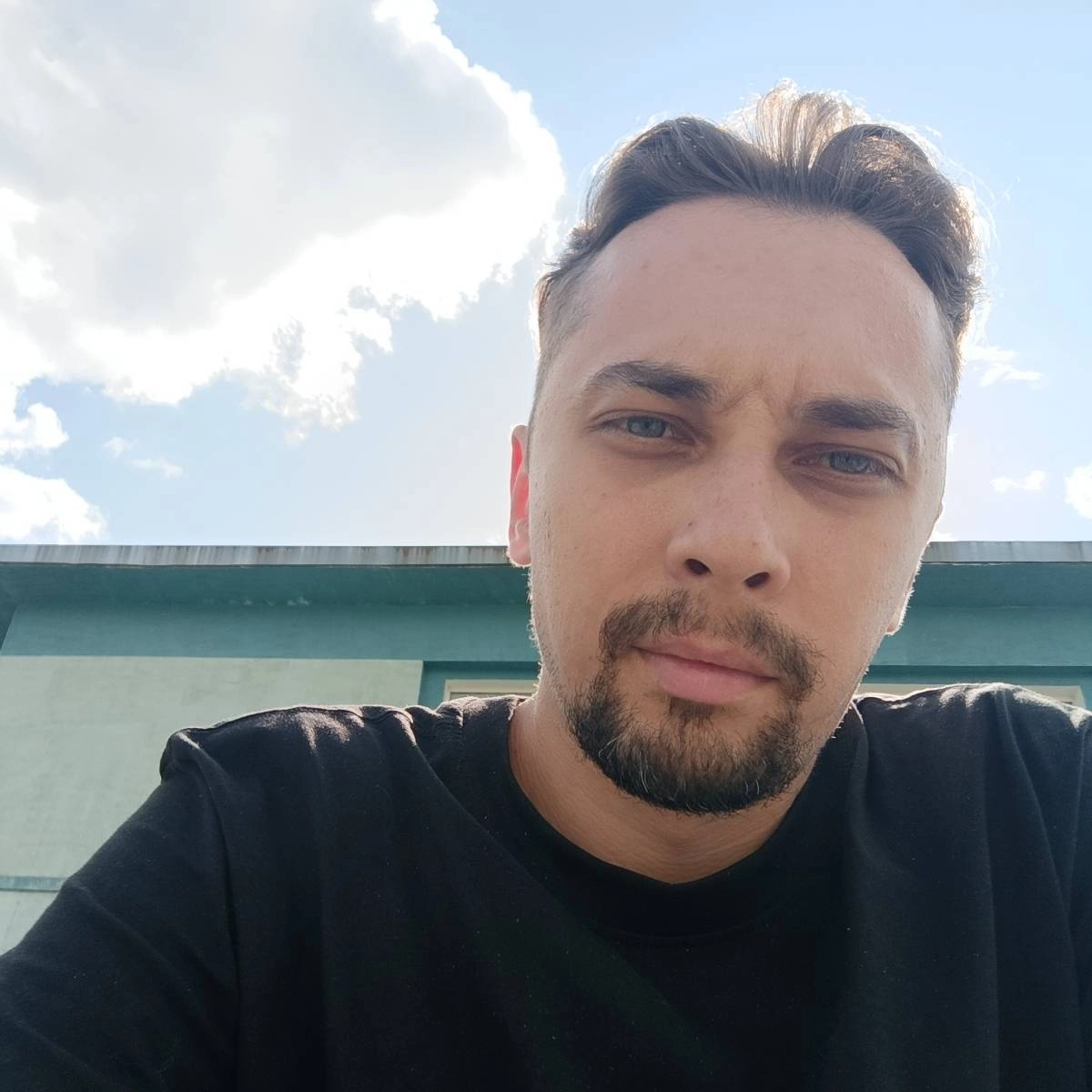 Виктор Беляков