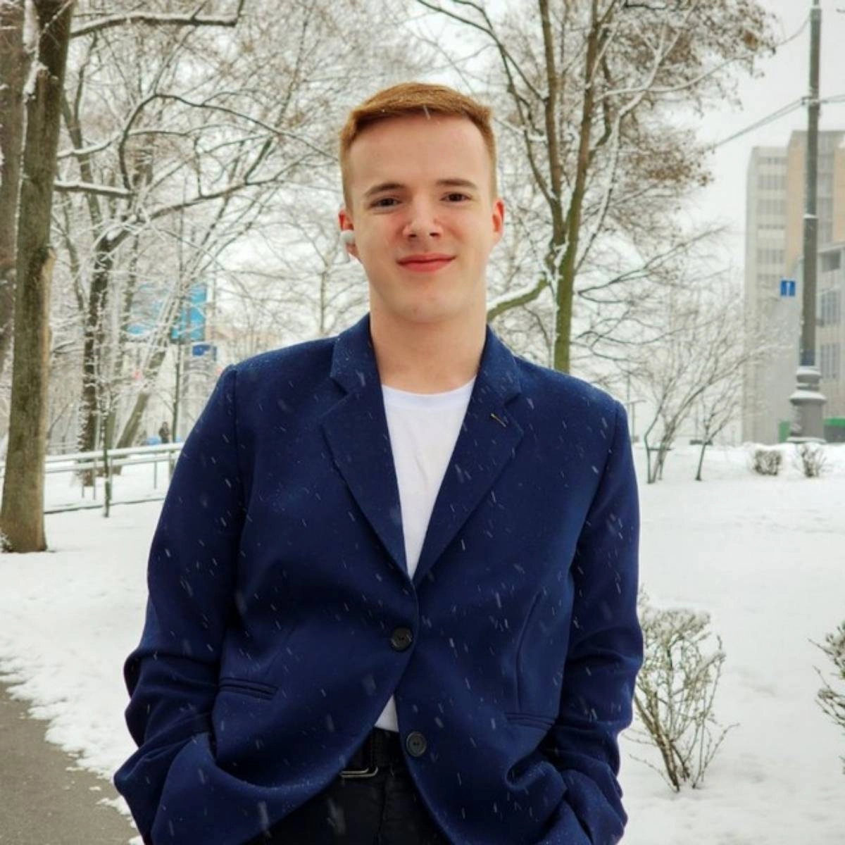 Владимир Александров