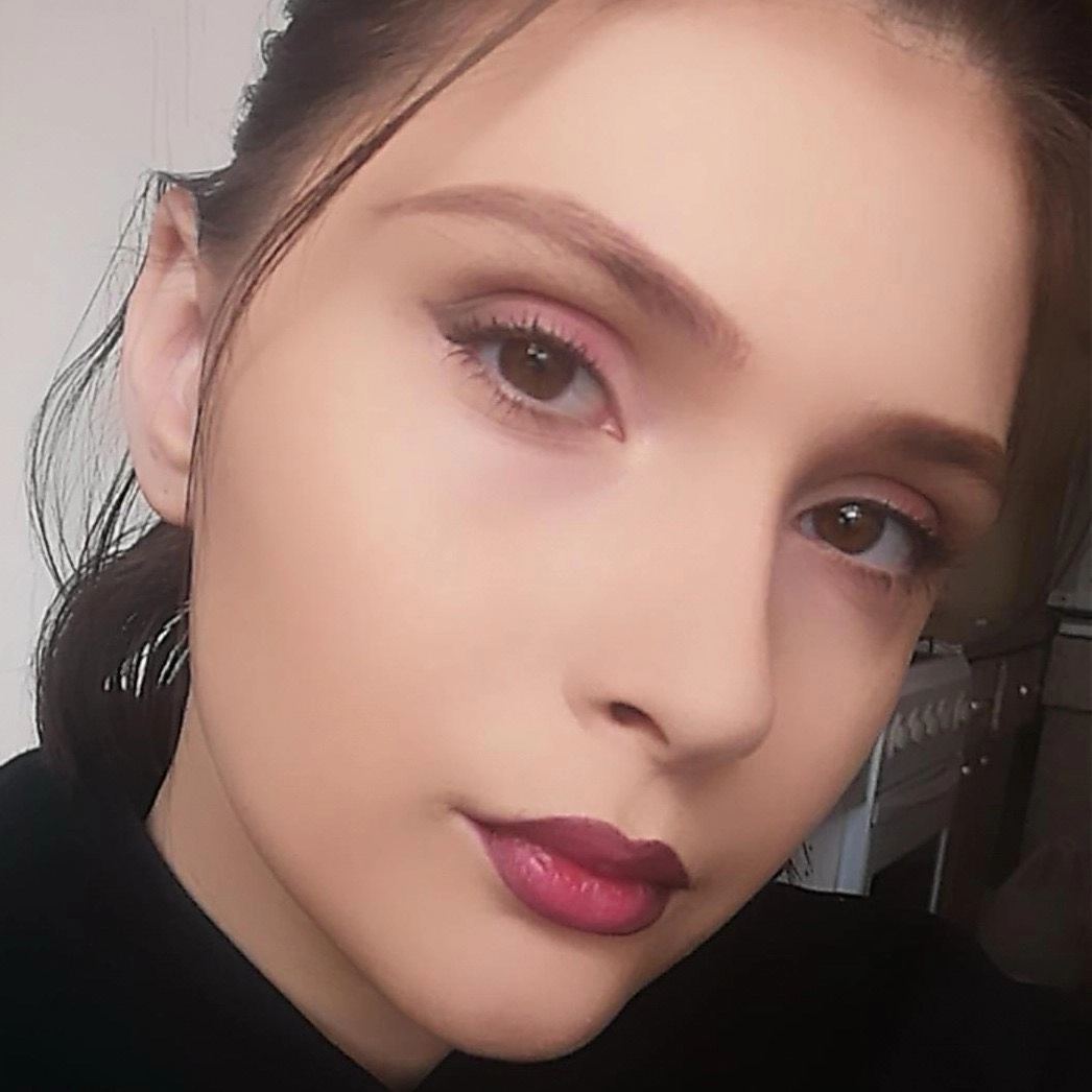 Алина Пономарева