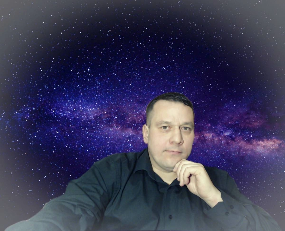 Илья Лукашевский