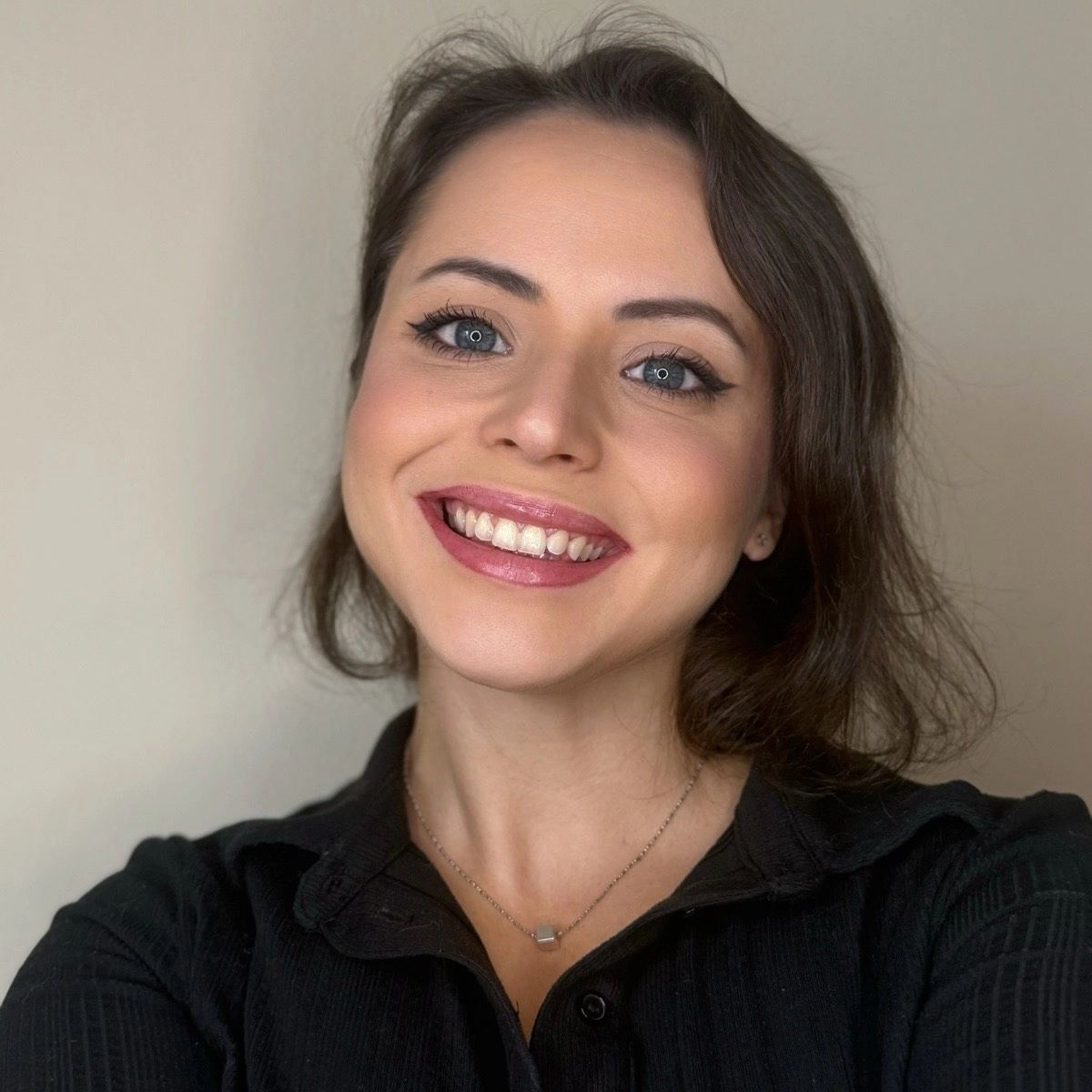 Александра Константинова | Сетка — социальная сеть от hh.ru