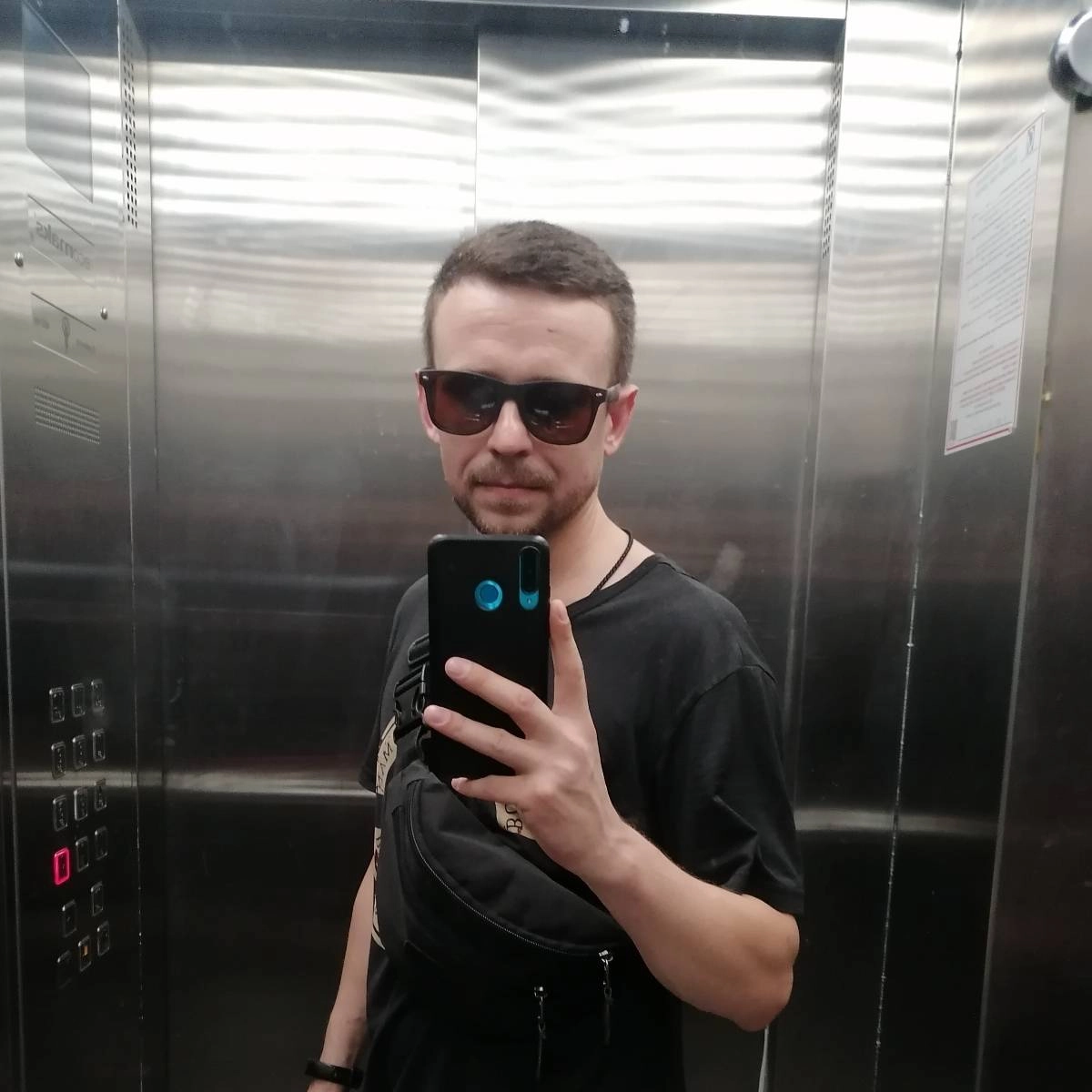 Dmitry Qa | Сетка — социальная сеть от hh.ru