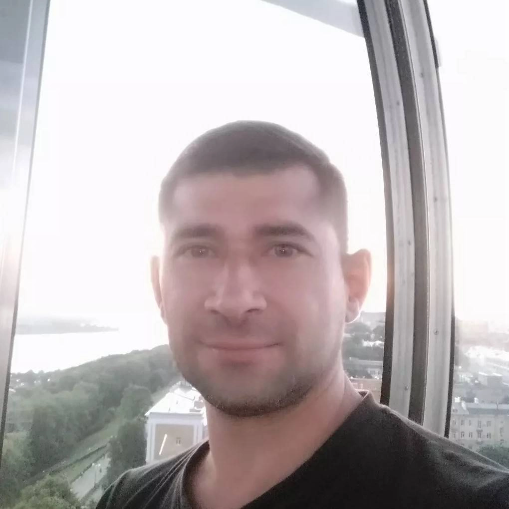 Руслан Гусейнов