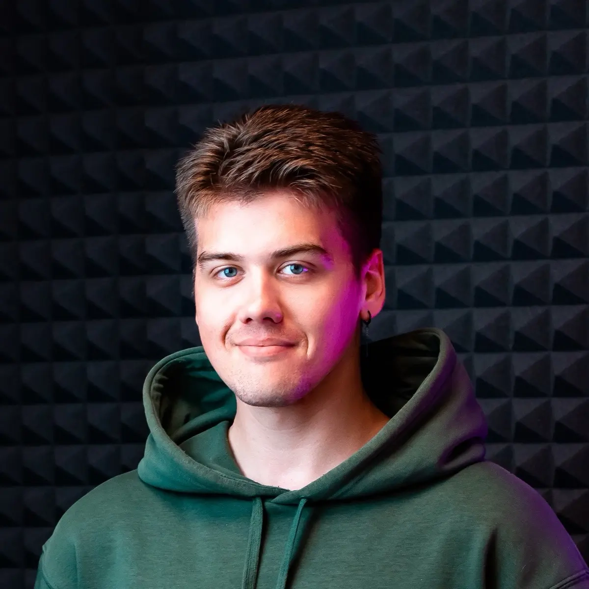 Денис Кречетов