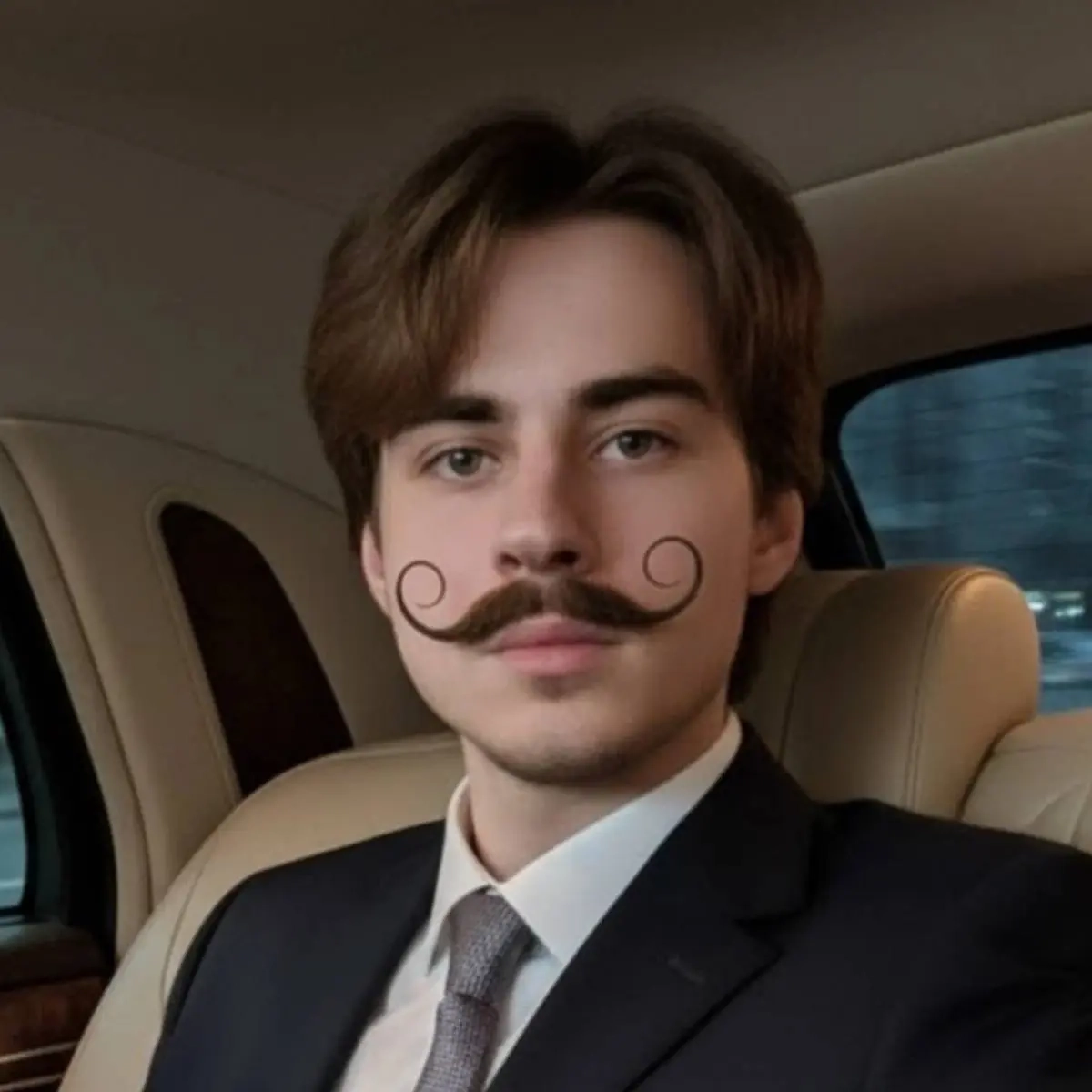 Лев Нагнибедов | Сетка — социальная сеть от hh.ru