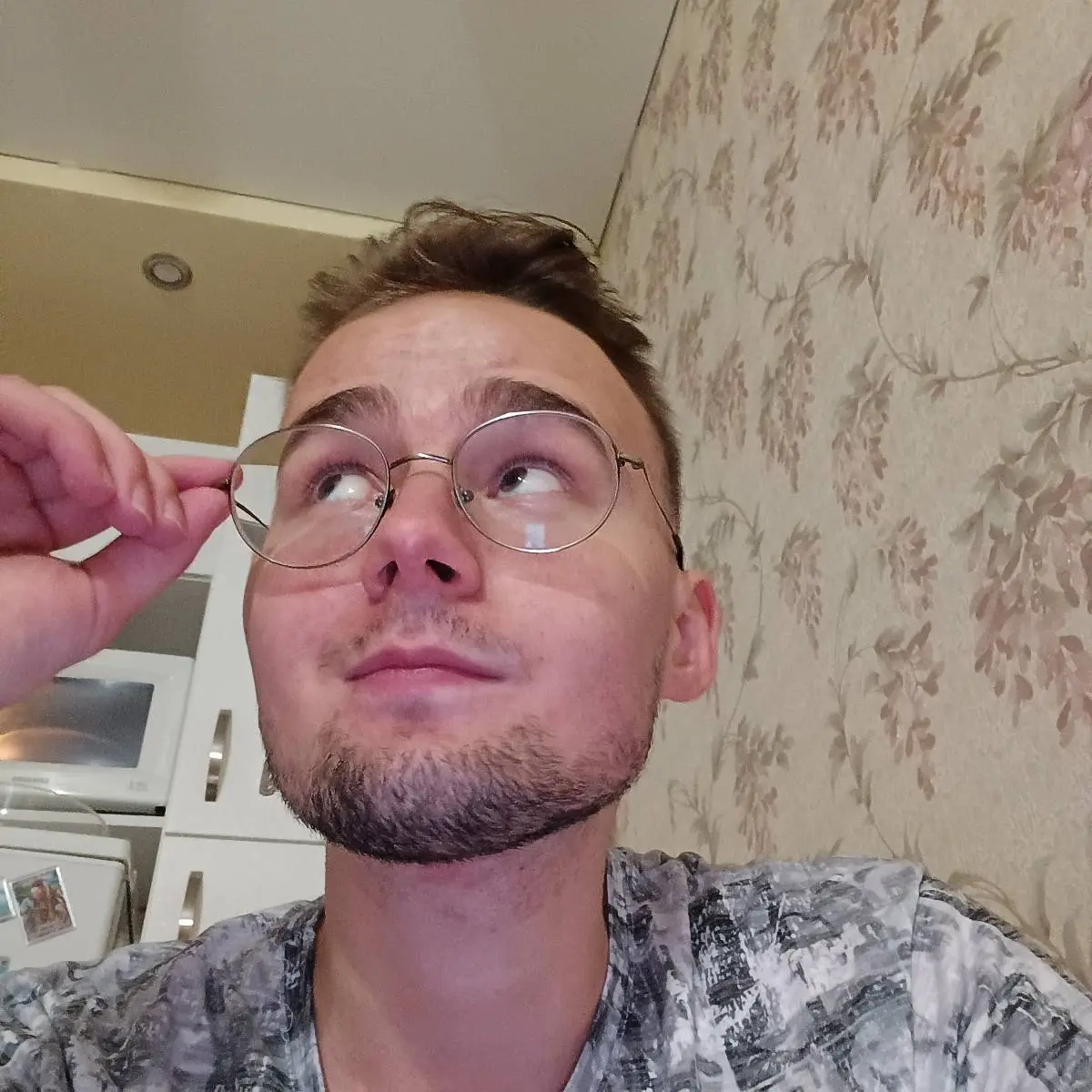 Владислав Ижов