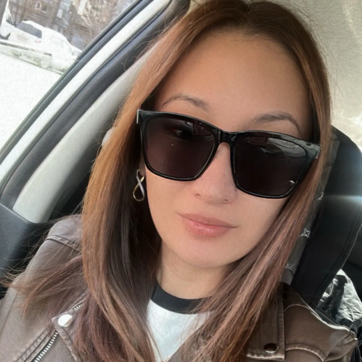 Sandina Mukarova | Сетка — социальная сеть от hh.ru