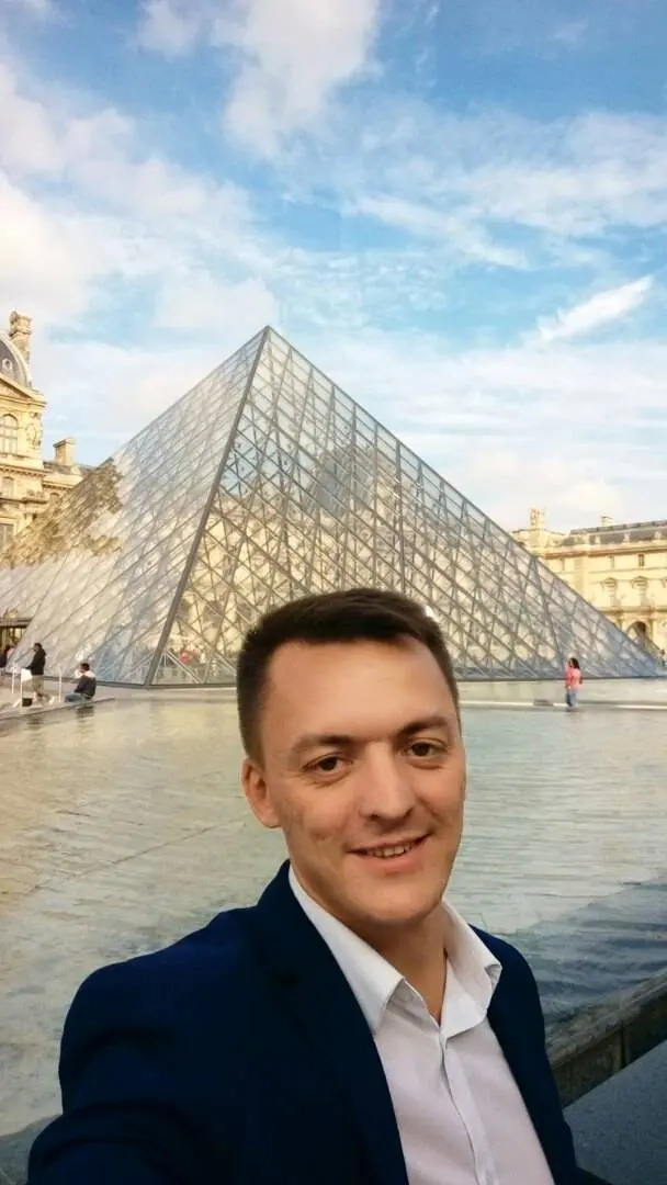 Виктор Кондратенко | Сетка — социальная сеть от hh.ru