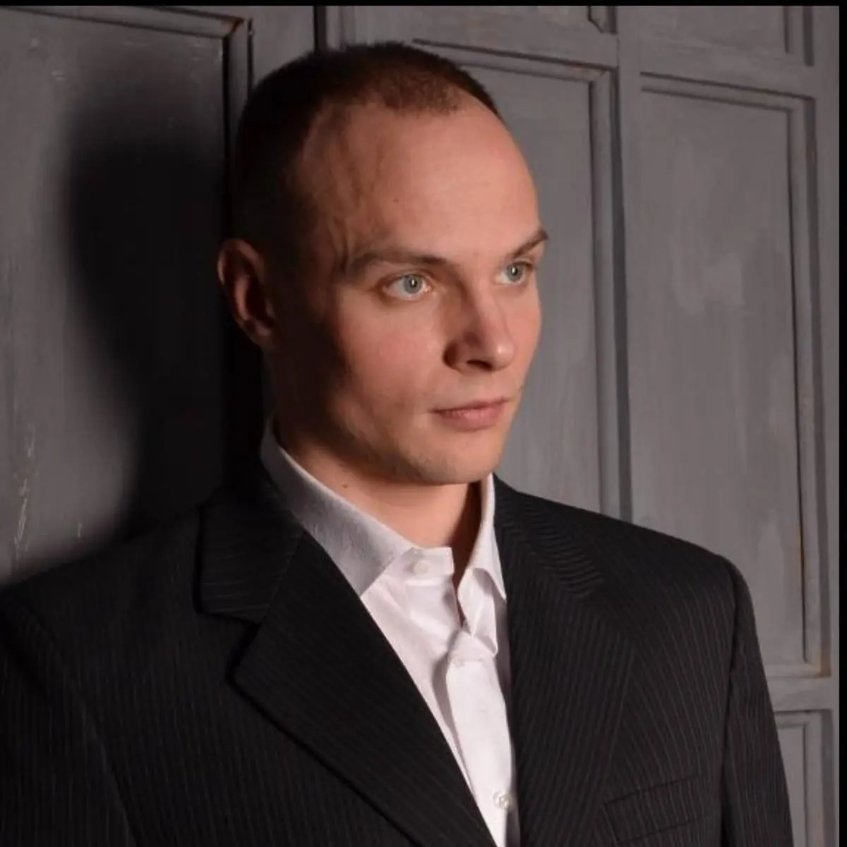 Денис Головин