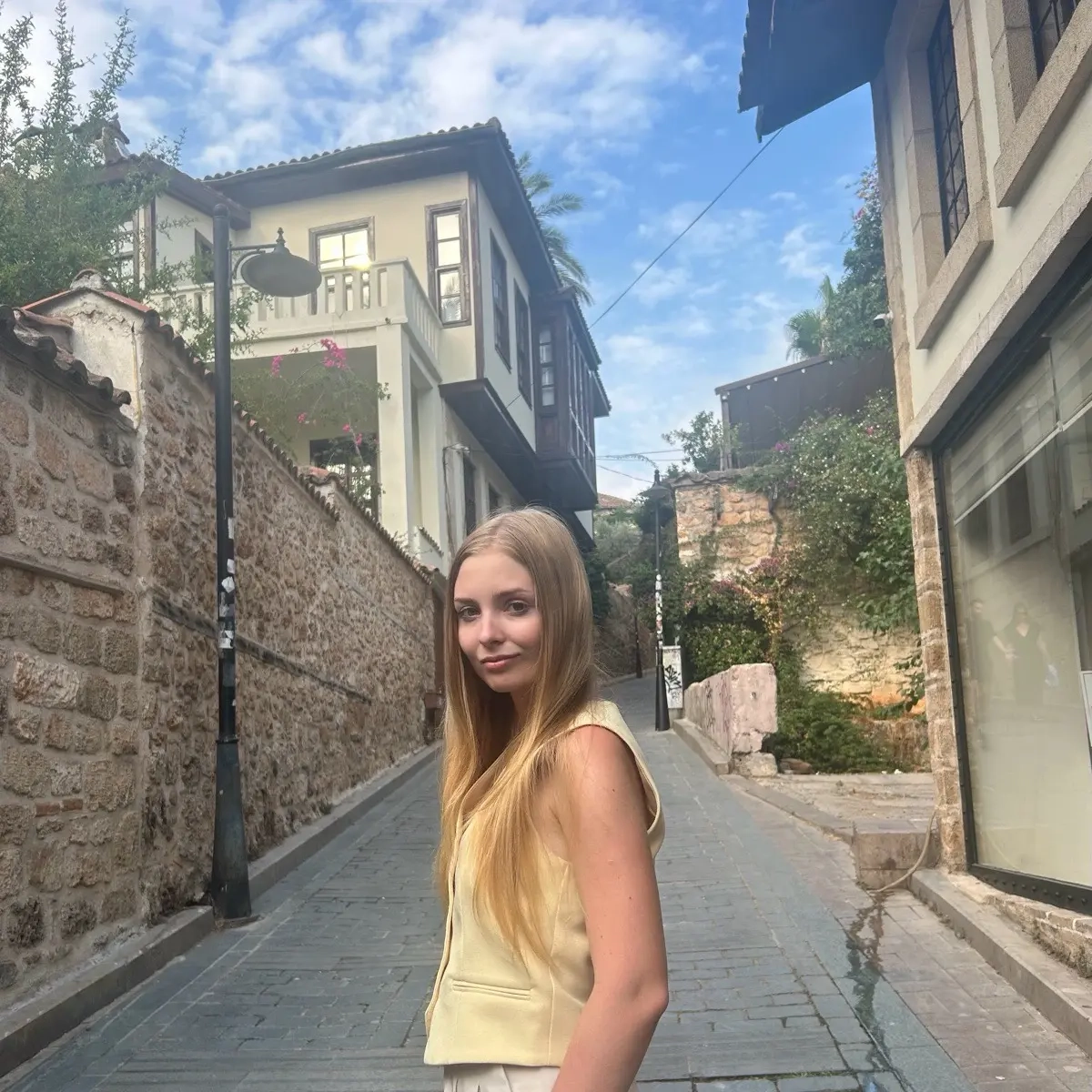 Маша Кондакова | Сетка — социальная сеть от hh.ru