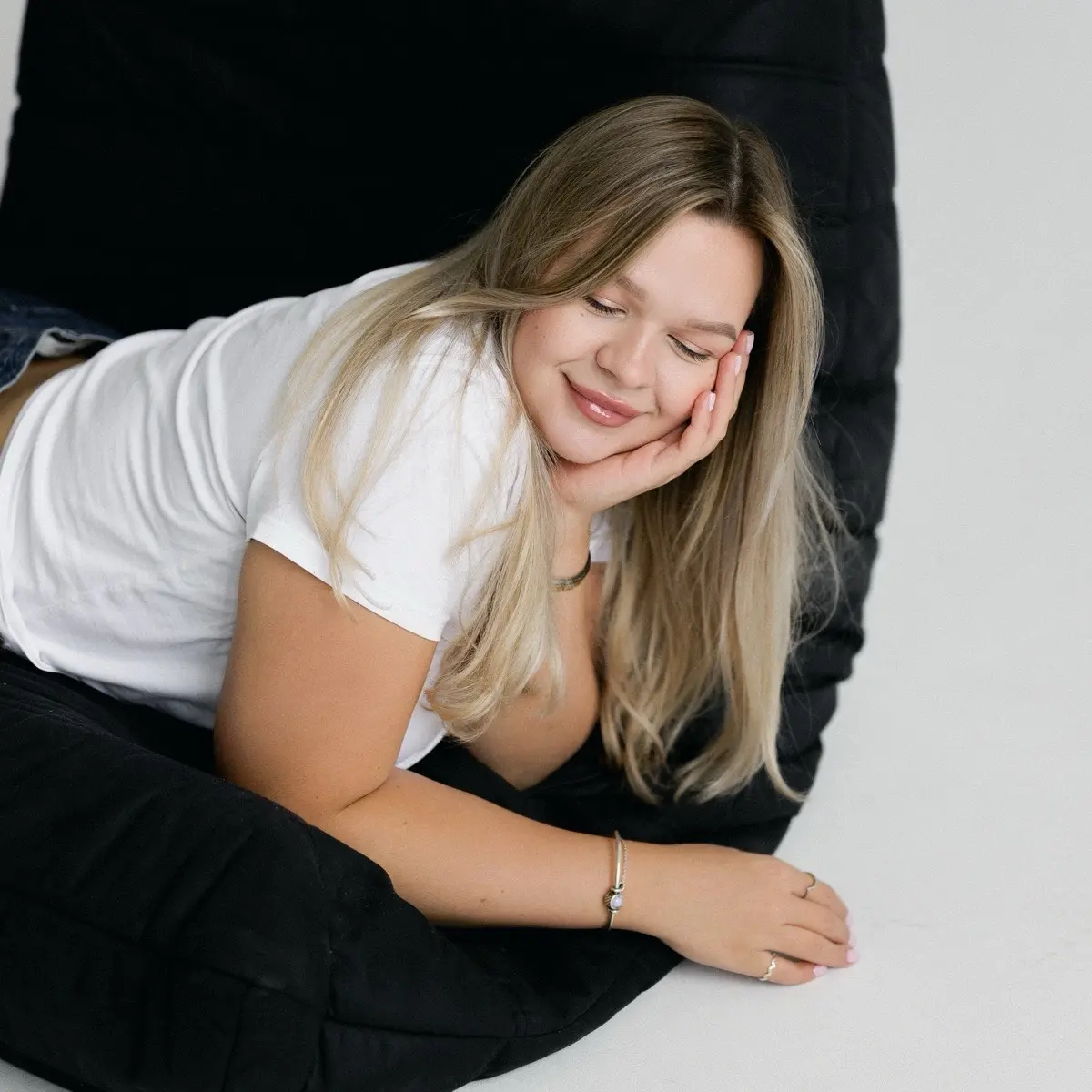 Алина Басова