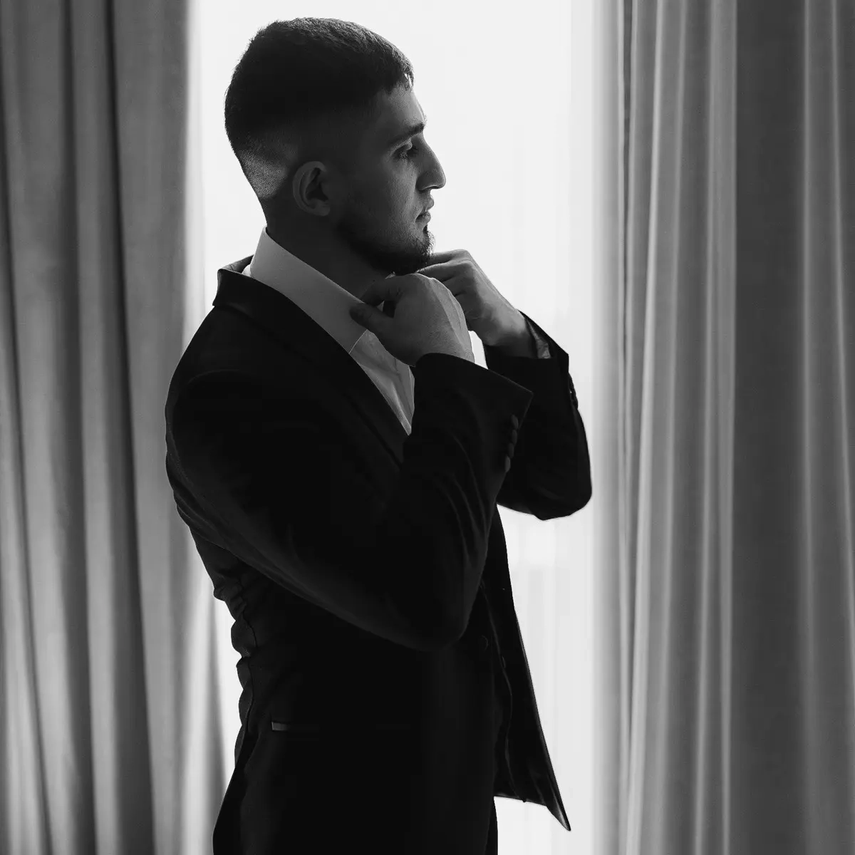 Эдуард Мхоян