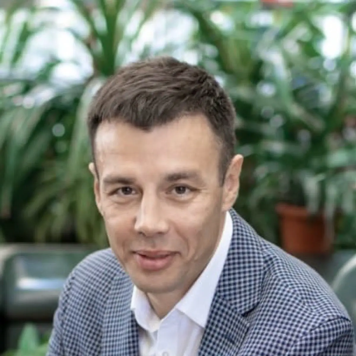 Олег Шешеня | Сетка — социальная сеть от hh.ru