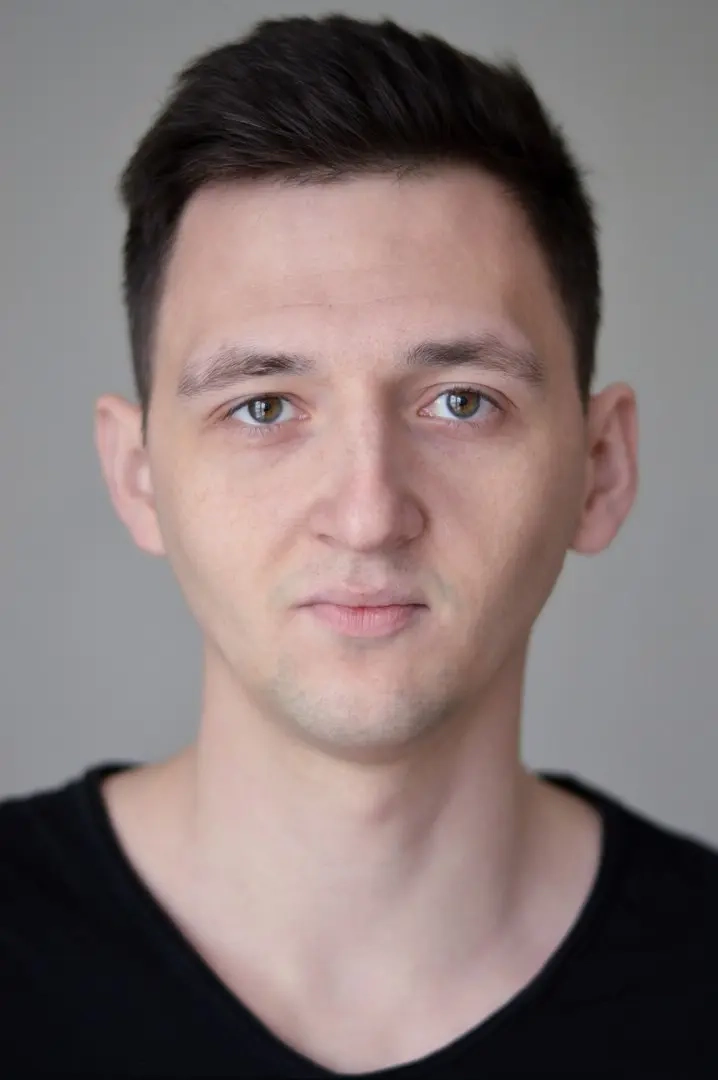 Дмитрий Захаров